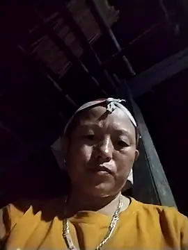 Snapshot of Samdim23 chatting on 11-04-25, 12:26 Samdim23 online show from 11-04-25, 12:26