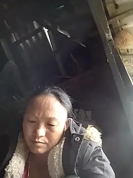 Snapshot of Samdim23 chatting on 11-17-25, 01:11 Samdim23 online show from 11-17-25, 01:11