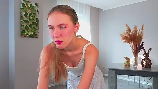 Succubelle online show from 09-27-25, 06:07