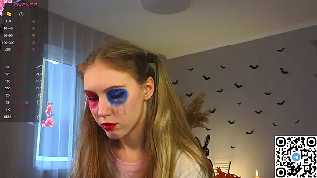 Succubelle online show from 10-31-25, 06:25