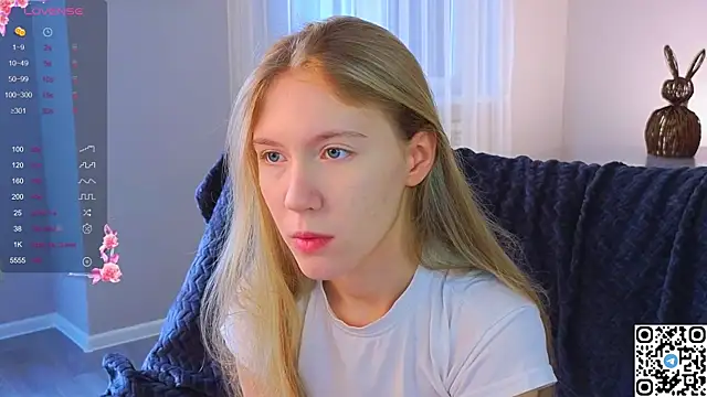 Succubelle online show from 11-16-25, 06:08