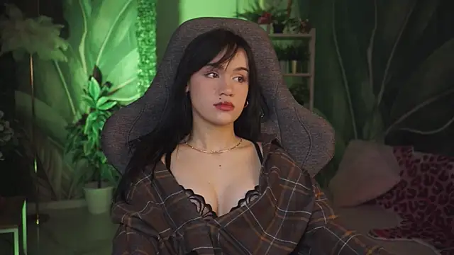 MonicaFarmer online show from 04-23-26, 11:18