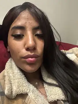 Snapshot of Deysha_Garcias chatting on 10-26-25, 03:56 Deysha Garcias online show from 10-26-25, 03:56