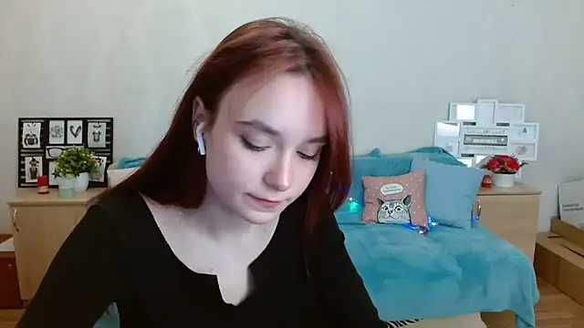 aFoxie online show from 10-15-25, 07:58