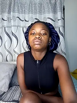 Snapshot of BlackberriesXxx chatting on 09-15-25, 06:30 BlackberriesXxx online show from 09-15-25, 06:30