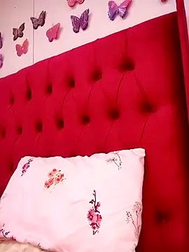 Snapshot of BlackberriesXxx chatting on 02-20-26, 12:16 BlackberriesXxx online show from 02-20-26, 12:16