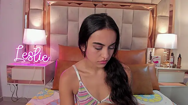 Leslie Bussh  online show from 11-14-25, 08:07