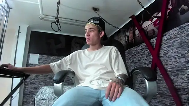 weesley boy online show from 10-06-25, 11:35