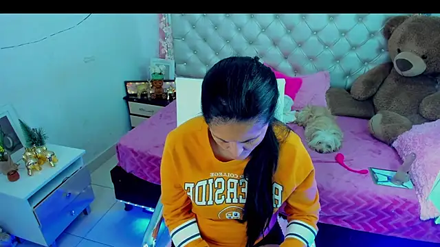 ZARAY 1118 online show from 09-17-25, 11:28