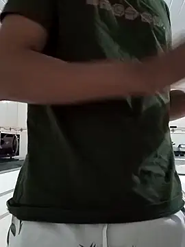 Snapshot of Carraraputo chatting on 09-14-25, 03:16 Carraraputo online show from 09-14-25, 03:16