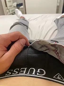 Snapshot of Milike_93 chatting on 09-12-25, 01:11 Milike 93 online show from 09-12-25, 01:11