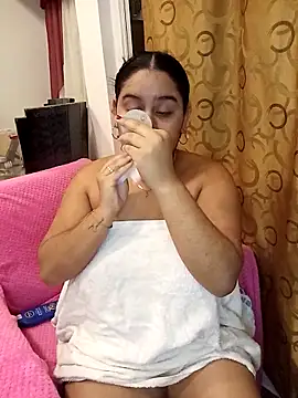 Snapshot of Anabelle_00_ chatting on 10-16-25, 03:07 Anabelle 00  online show from 10-16-25, 03:07