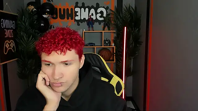 Snapshot of JonnyDarka chatting on 11-03-25, 10:16 JonnyDarka online show from 11-03-25, 10:16