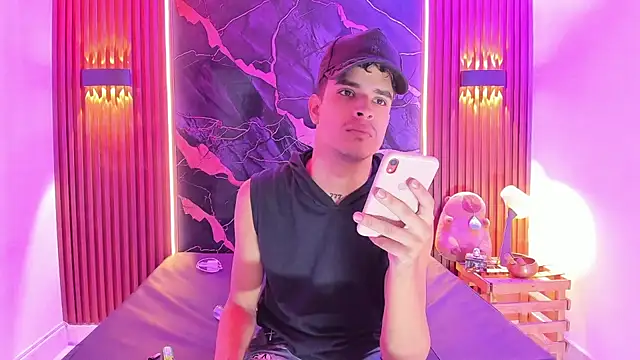 Lucky boys  X online show from 09-29-25, 11:48