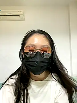 Snapshot of ruiki666 chatting on 09-17-25, 11:12 ruiki666 online show from 09-17-25, 11:12