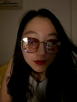Snapshot of ruiki666 chatting on 09-28-25, 02:11 ruiki666 online show from 09-28-25, 02:11