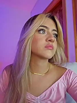 Snapshot of MaryMoon_ chatting on 09-13-25, 02:11 MaryMoon online show from 09-13-25, 02:11