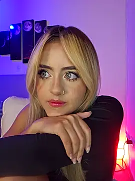 Snapshot of MaryMoon_ chatting on 09-13-25, 11:48 MaryMoon online show from 09-13-25, 11:48