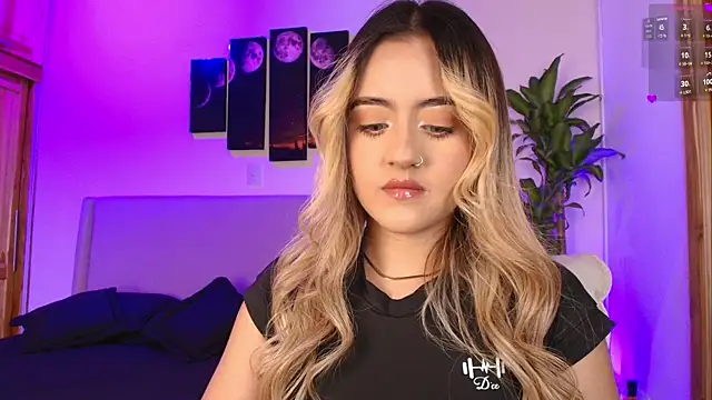 Snapshot of MaryMoon_ chatting on 12-05-25, 12:52 MaryMoon online show from 12-05-25, 12:52