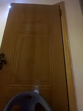 luy-xinh02 online show from 10-09-25, 02:15