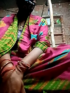 Snapshot of Suman_ji1 chatting on 10-10-25, 06:29 Suman ji1 online show from 10-10-25, 06:29