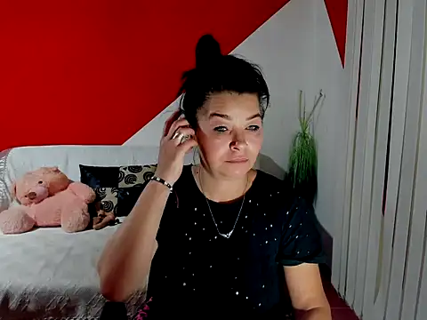 Soffy Skye online show from 09-28-25, 03:34