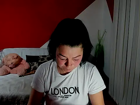 Soffy Skye online show from 10-01-25, 03:45