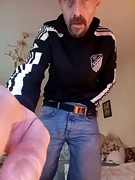 Snapshot of Michael_baabum chatting on 02-23-26, 03:09 Michael baabum online show from 02-23-26, 03:09