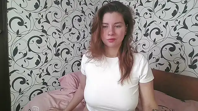 YourEmilie online show from 11-14-25, 08:46