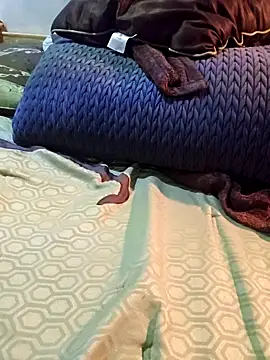 larry36 12 online show from 10-08-25, 07:39