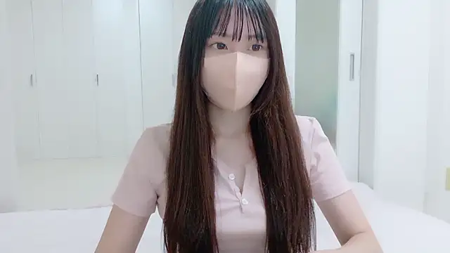 Snapshot of _Mia_land_ chatting on 09-19-25, 01:12  Mia land  online show from 09-19-25, 01:12