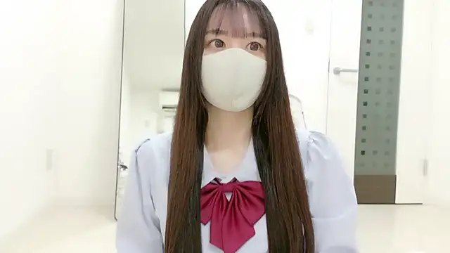  Mia land  online show from 12-15-25, 01:15