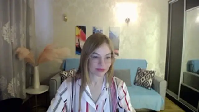 shy hot cat online show from 12-03-25, 08:12