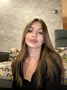 Snapshot of Elizabeth_Tay chatting on 09-12-25, 05:02 Elizabeth Tay online show from 09-12-25, 05:02