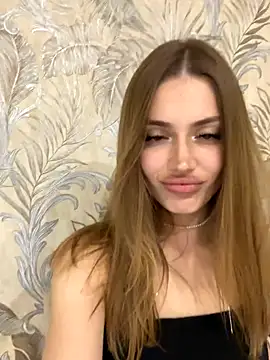 Snapshot of Elizabeth_Tay chatting on 11-02-25, 05:37 Elizabeth Tay online show from 11-02-25, 05:37