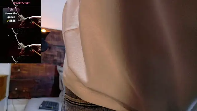 JhosuaVega online show from 10-01-25, 01:55