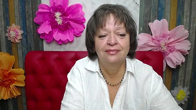Snapshot of MaltaFora chatting on 10-12-25, 11:09 MaltaFora online show from 10-12-25, 11:09