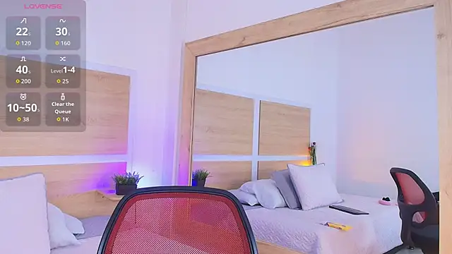 ValeryCortezm online show from 11-08-25, 12:16