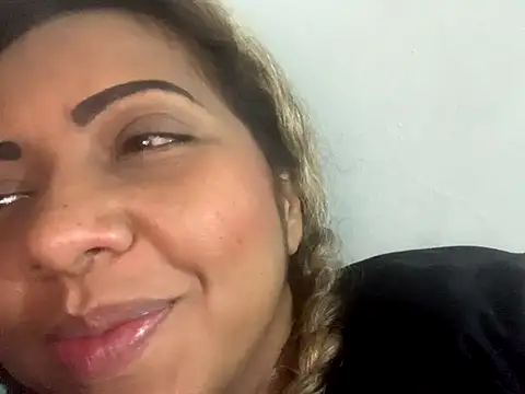 Snapshot of RochyKasdelan chatting on 10-30-25, 08:42 RochyKasdelan online show from 10-30-25, 08:42