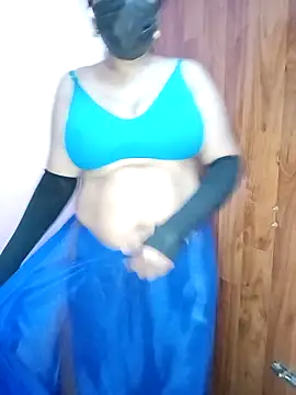 Snapshot of KannadaTamilTeluguBeauty chatting on 11-18-25, 04:00 KannadaTamilTeluguBeauty online show from 11-18-25, 04:00