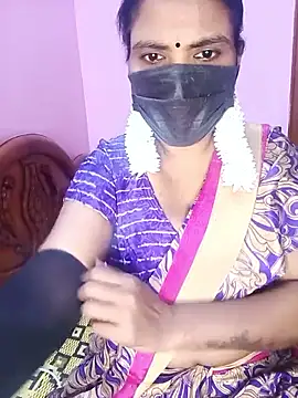 Snapshot of KannadaTamilTeluguBeauty chatting on 11-20-25, 01:11 KannadaTamilTeluguBeauty online show from 11-20-25, 01:11