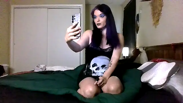 Snapshot of powhatanqueen chatting on 10-08-25, 05:10 powhatanqueen online show from 10-08-25, 05:10