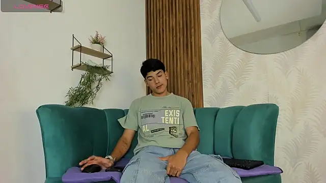 SandroVeyra online show from 09-26-25, 08:13