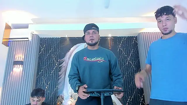 Iam Steven online show from 10-12-25, 01:21