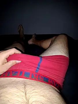 Snapshot of Pelohuszar chatting on 09-24-25, 09:51 Pelohuszar online show from 09-24-25, 09:51