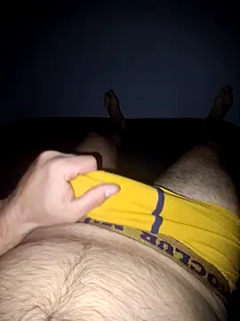 Snapshot of Pelohuszar chatting on 09-26-25, 03:21 Pelohuszar online show from 09-26-25, 03:21