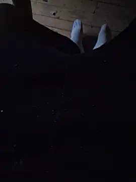 Snapshot of Pelohuszar chatting on 10-28-25, 06:28 Pelohuszar online show from 10-28-25, 06:28