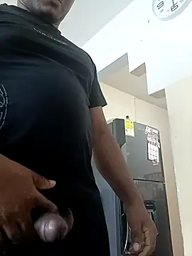 Elsuave28 online show from 12-14-25, 03:28