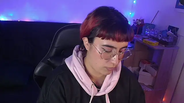 Miacatsito3 online show from 04-01-26, 04:46