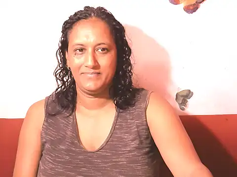 Indiansexyboobs18 online show from 03-01-26, 12:51